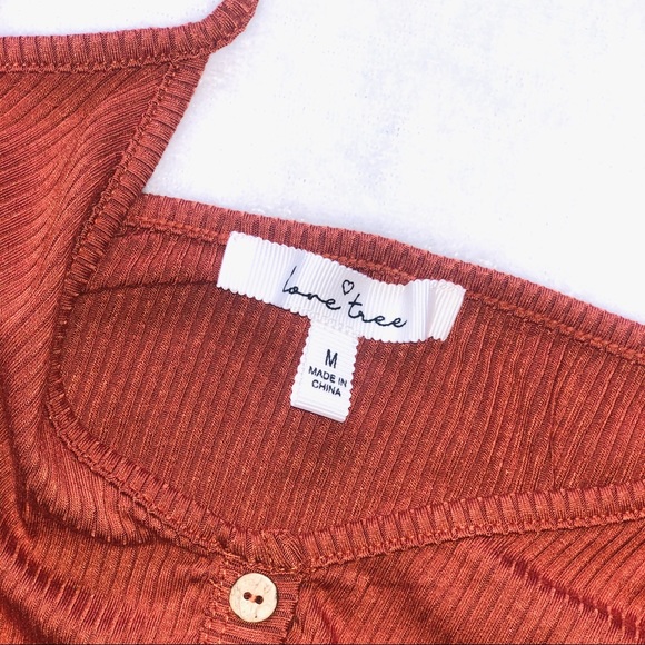 Cropped Tank - Picture 3 of 5